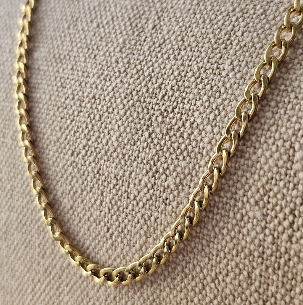 Mila Chain Necklace