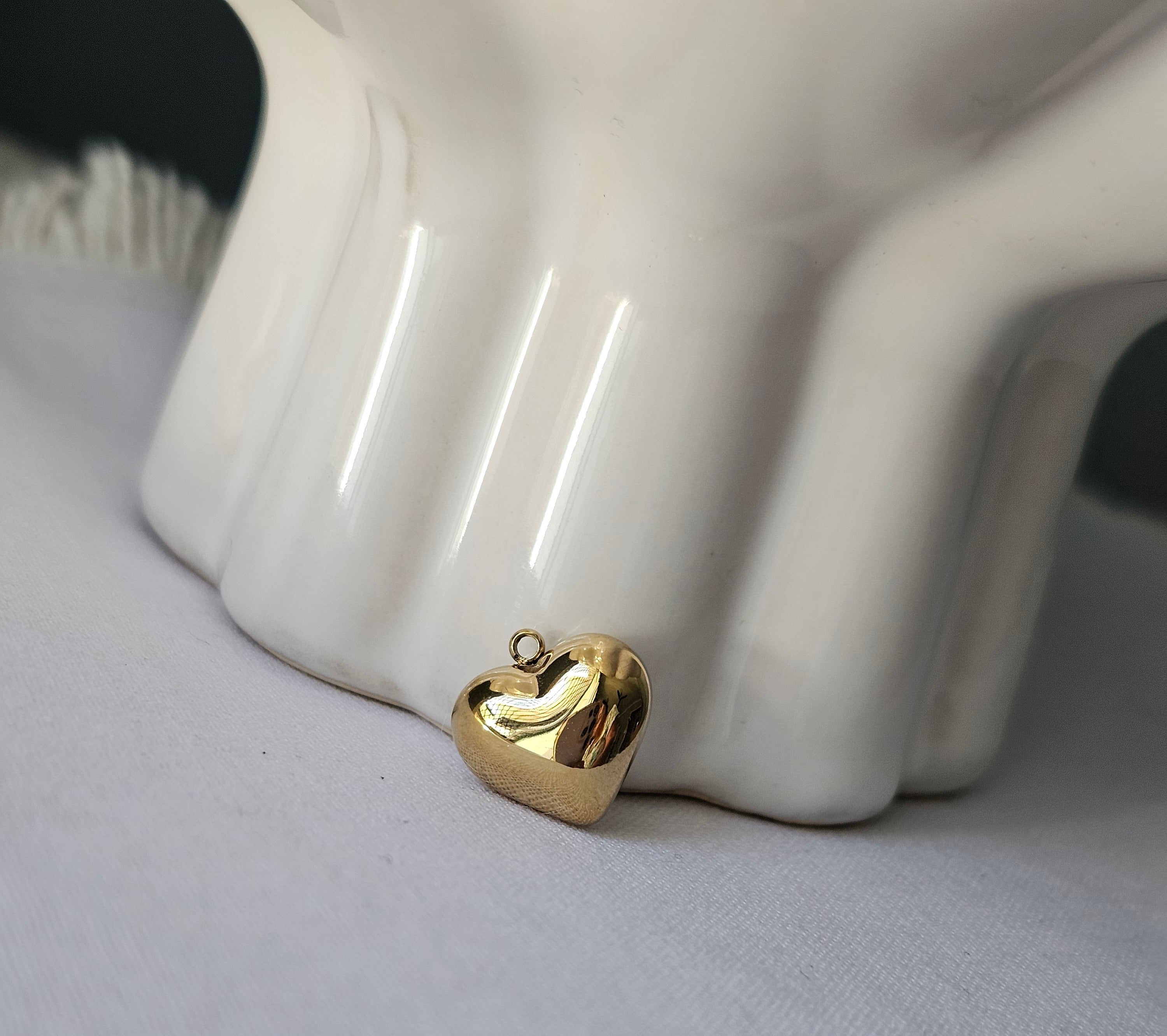 Bella Puff Heart Gold Pendant