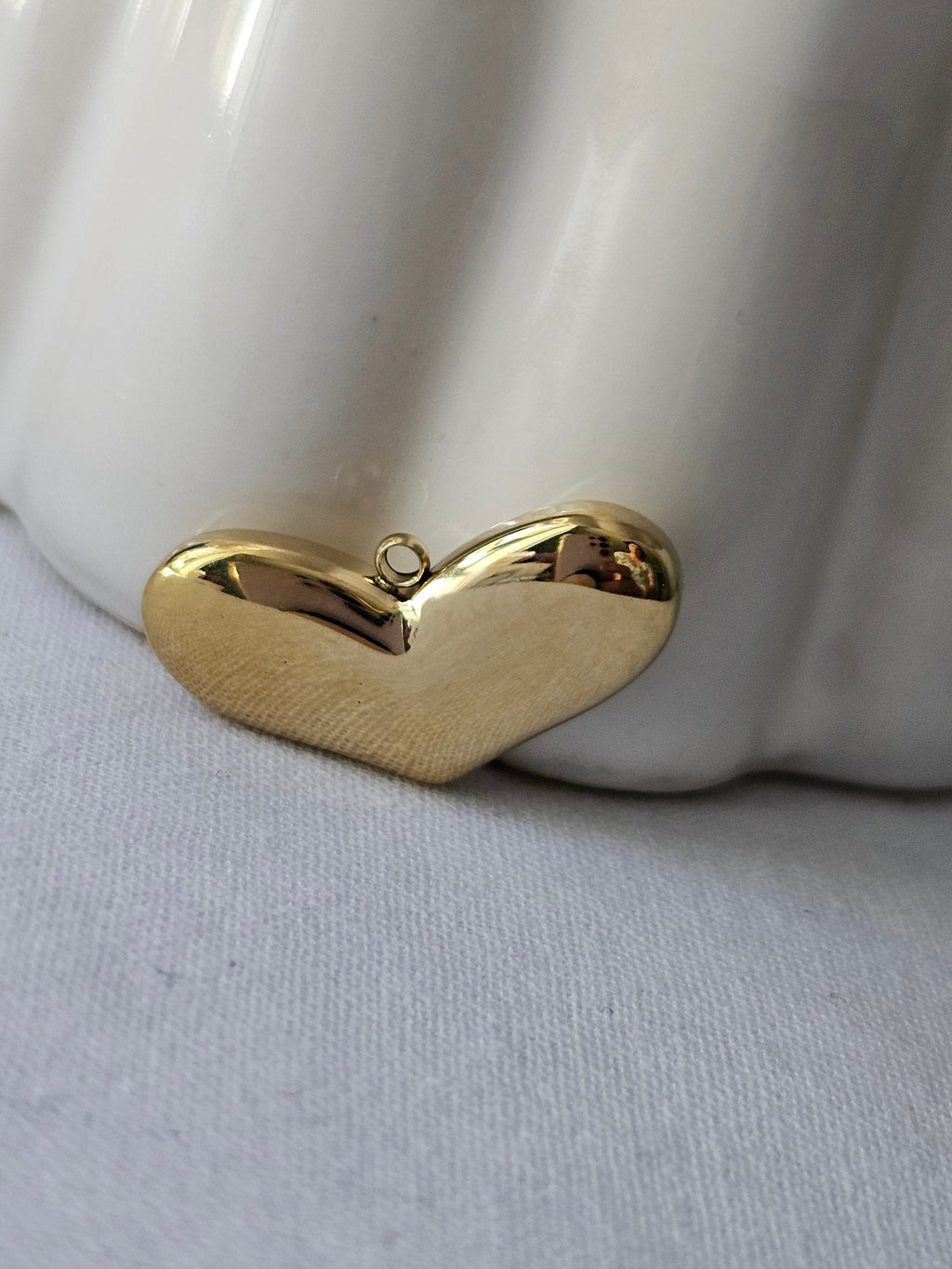 Amora Heart Gold Pendant