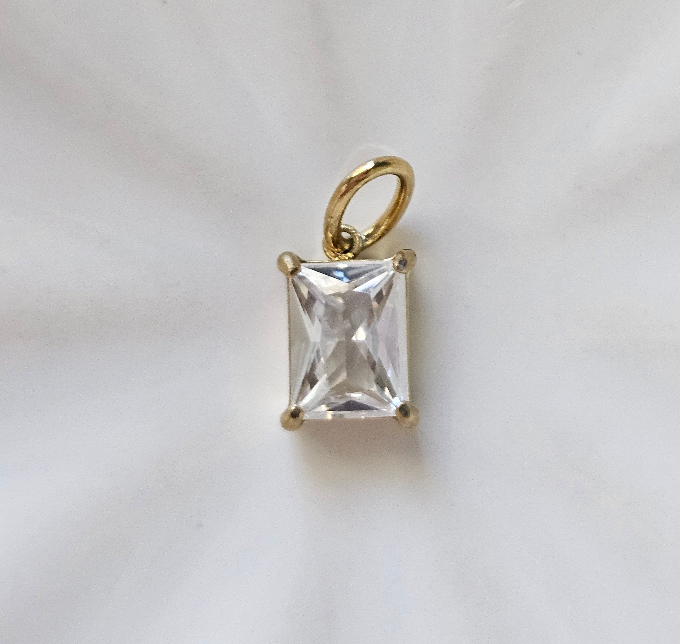 Elara Emerald Cut Pendant