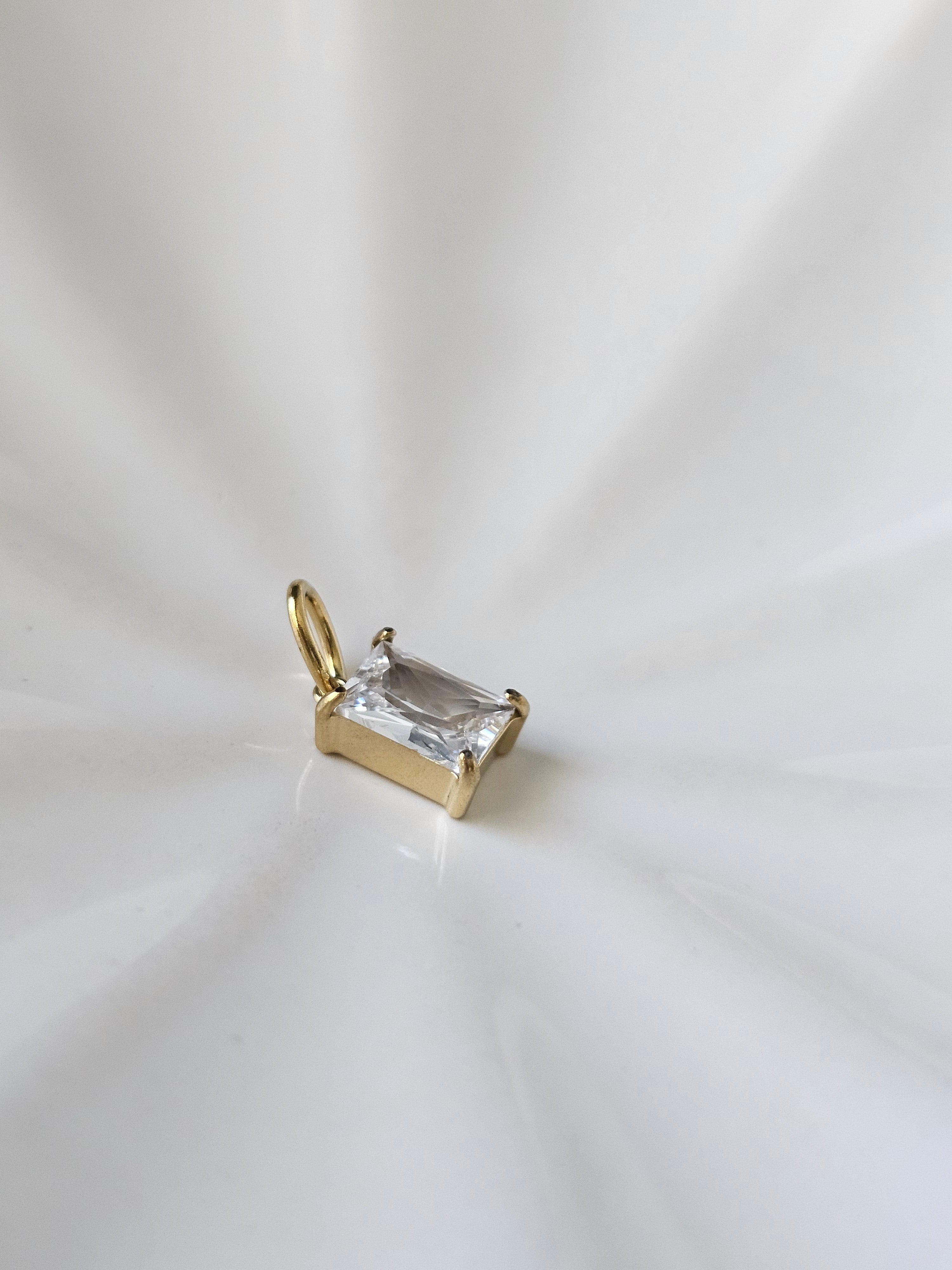 Elara Emerald Cut Pendant