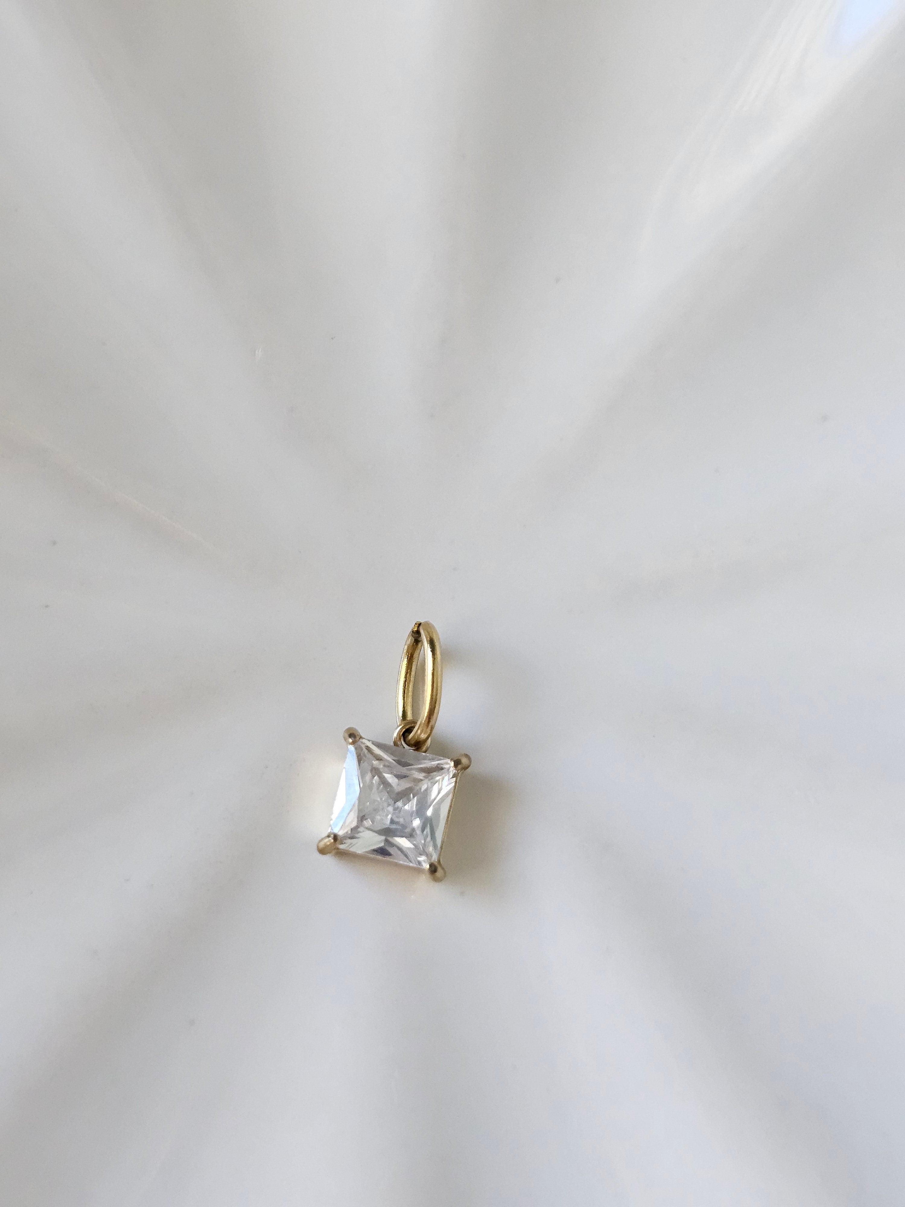 Aria Square Cut Pendant