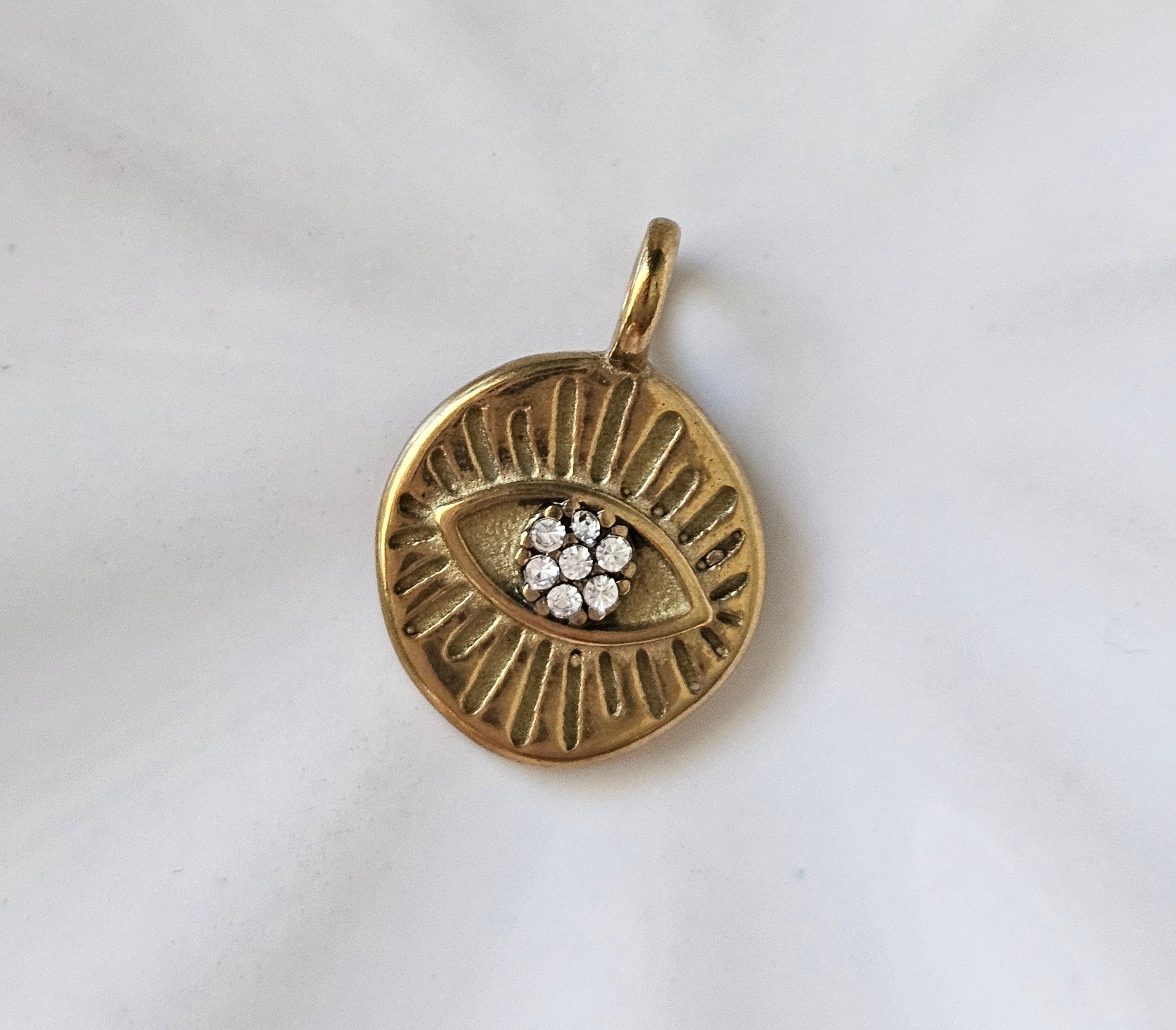 Isla Eye Gold Pendant