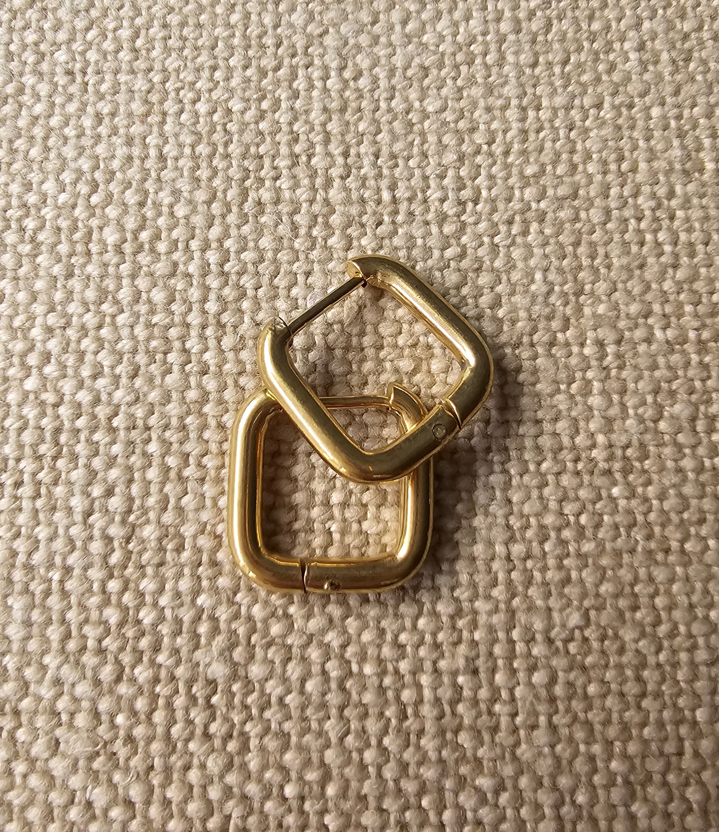 Lena Square Huggie Earrings